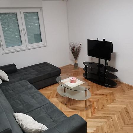 Ad Apartman Bileća Eksteriør bilde