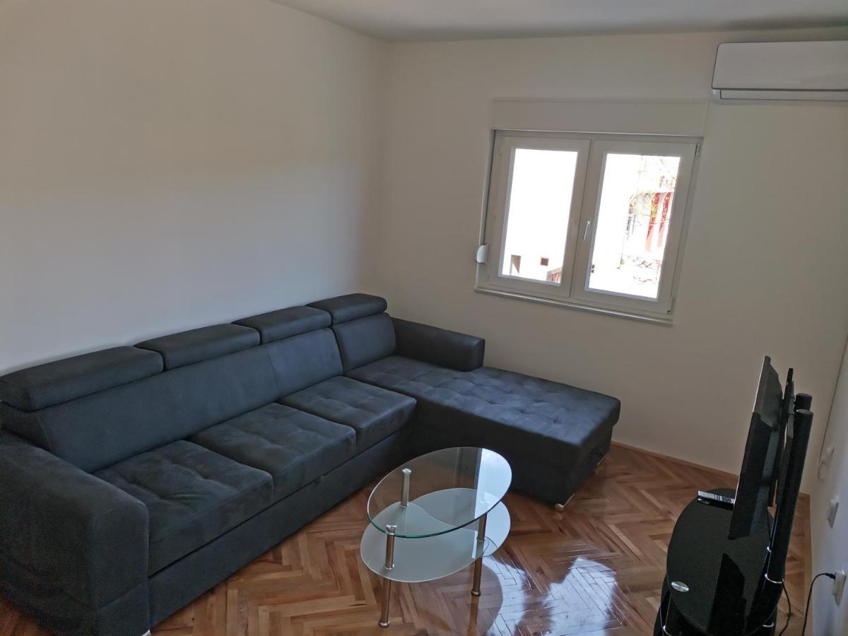 Ad Apartman Bileća Eksteriør bilde